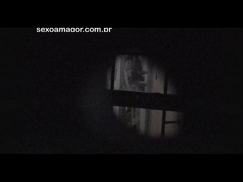 ❤️ Blondie tiġi filmata segretament minn voyeur tal-viċinat moħbi wara briks vojta ️ Vidjo porn f'mt.yinshuabang.top ❌❤